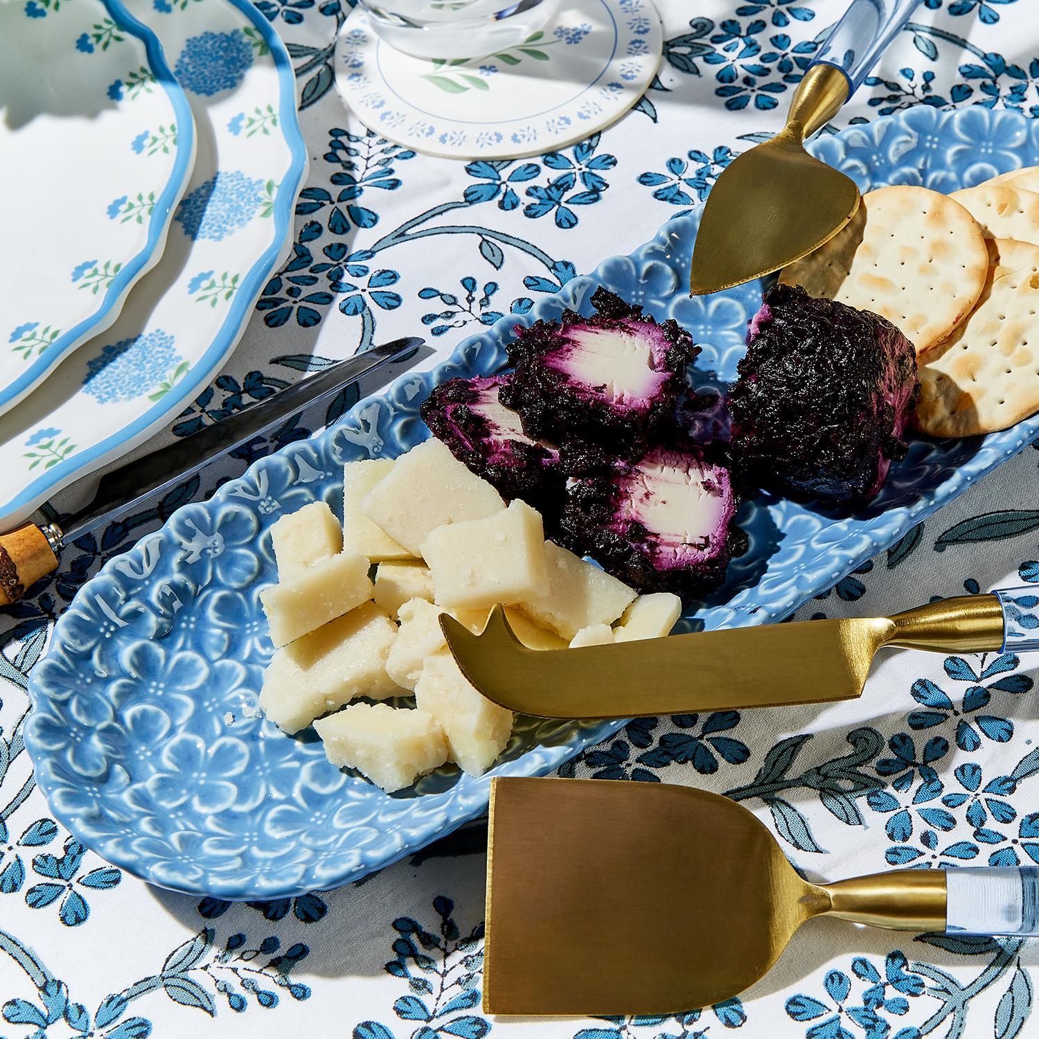 Hydrangea Cracker Tidbit Dish