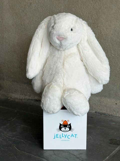 Bashful Medium Cream Jellycat Bunny