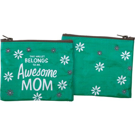 This Wallet Belongs To an Awesome Mom